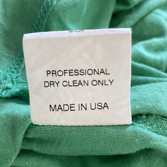 POLECI asymmetrical tee 💚 - Picture 5 of 6